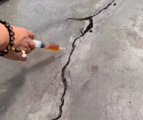 织金混凝土裂缝修补技术详解​